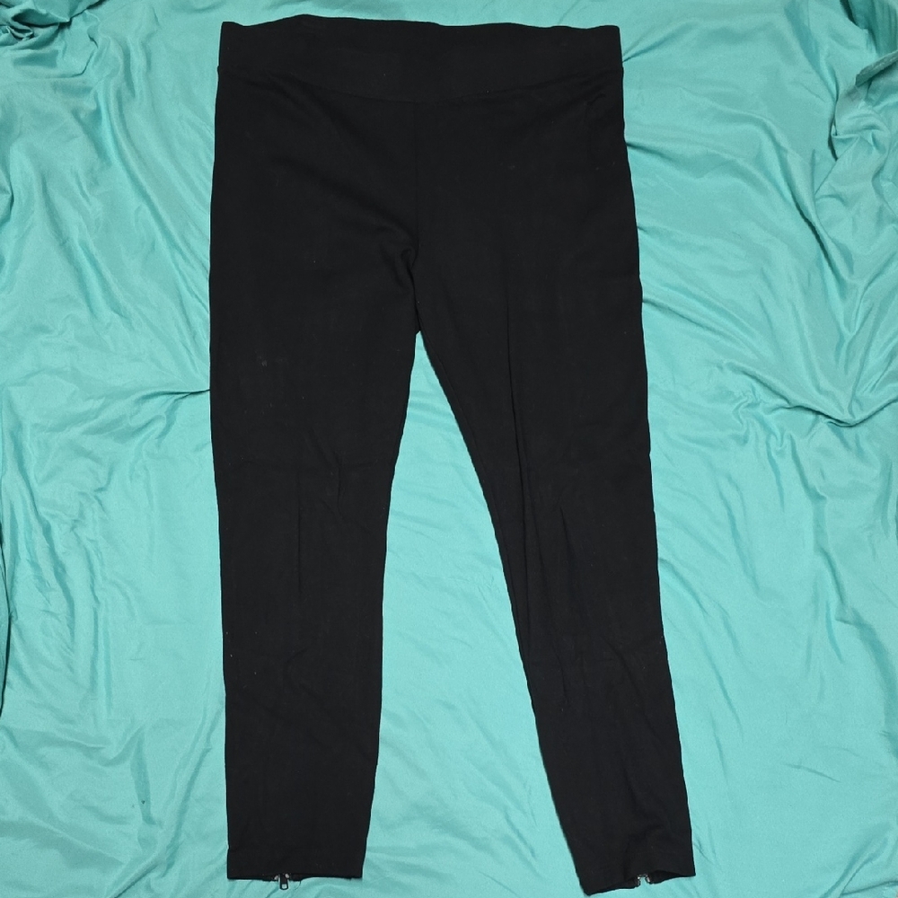 CAbi Classic Black Leggings